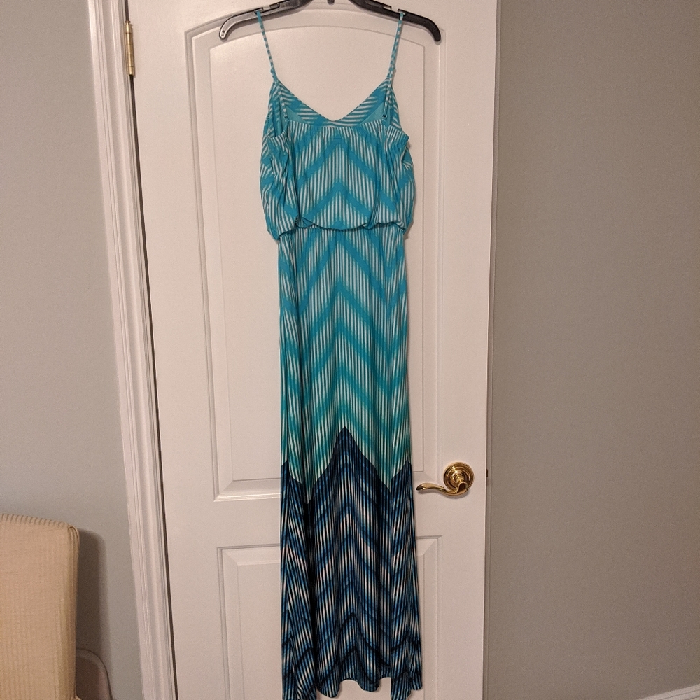 Vince Camuto Blue and Green Maxi Dress - Picture 10 of 12